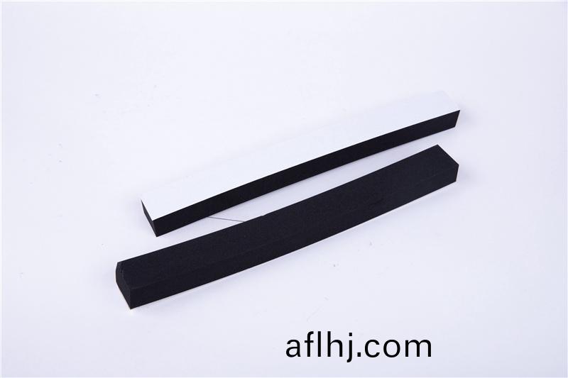 CR減震保(bao)溫條